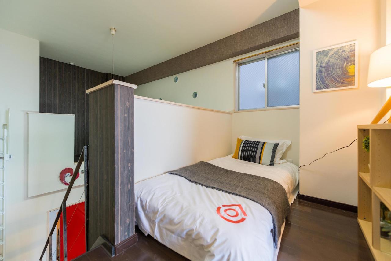 Yeah Room Zeus The Garden Osaka Luaran gambar