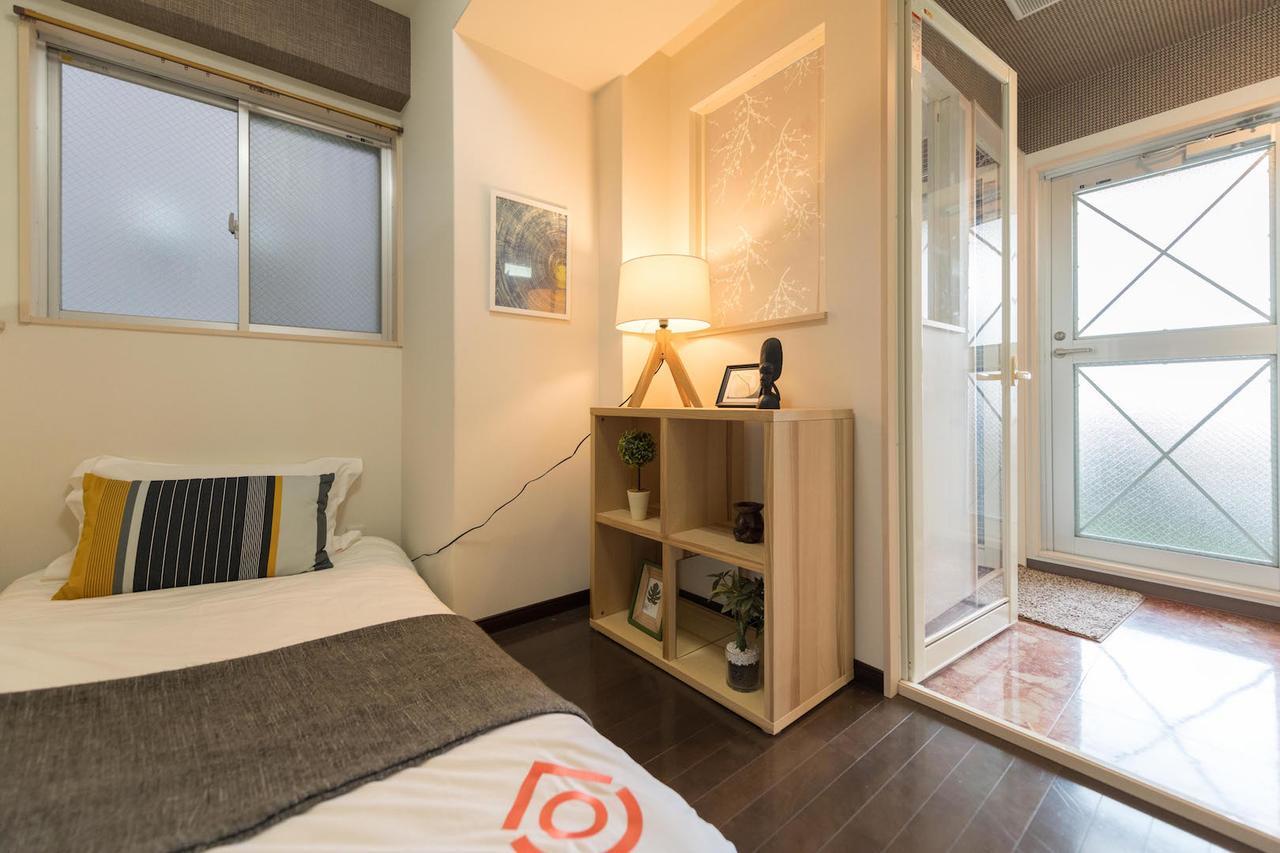 Yeah Room Zeus The Garden Osaka Luaran gambar