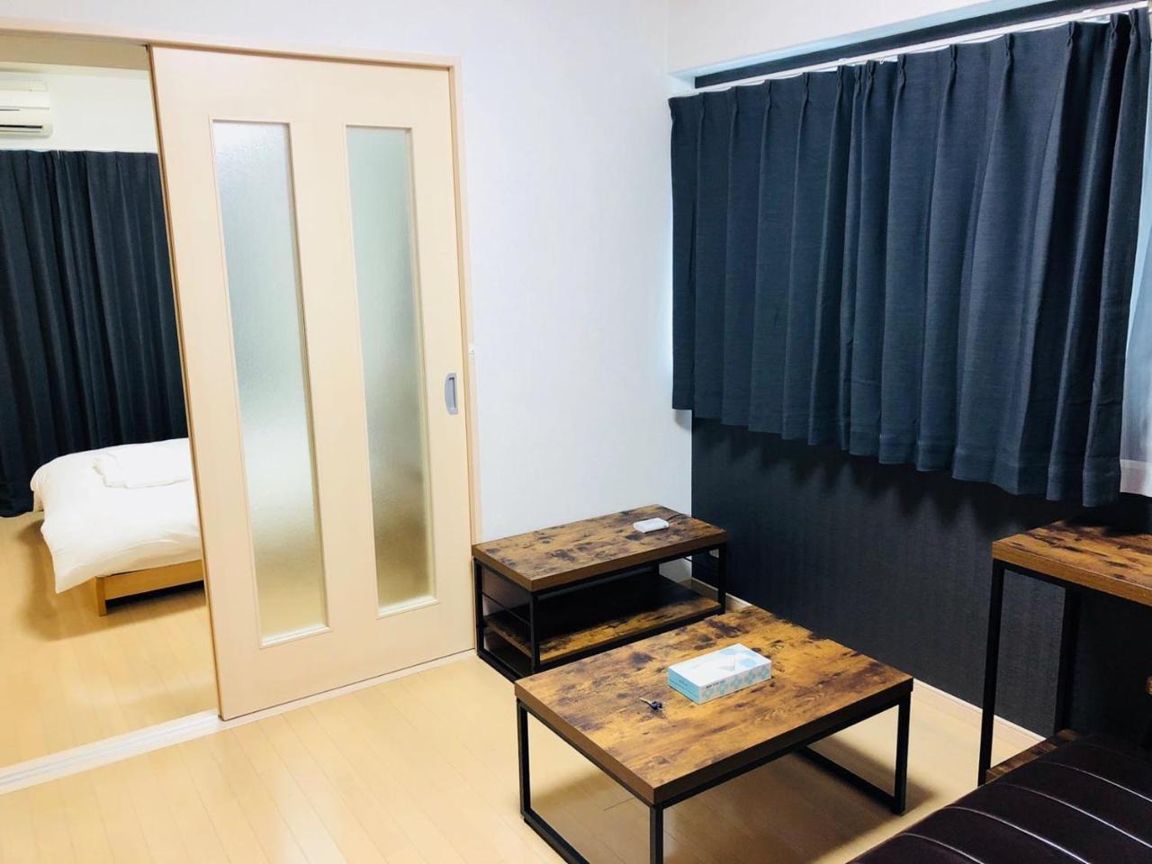 Yeah Room Zeus The Garden Osaka Luaran gambar