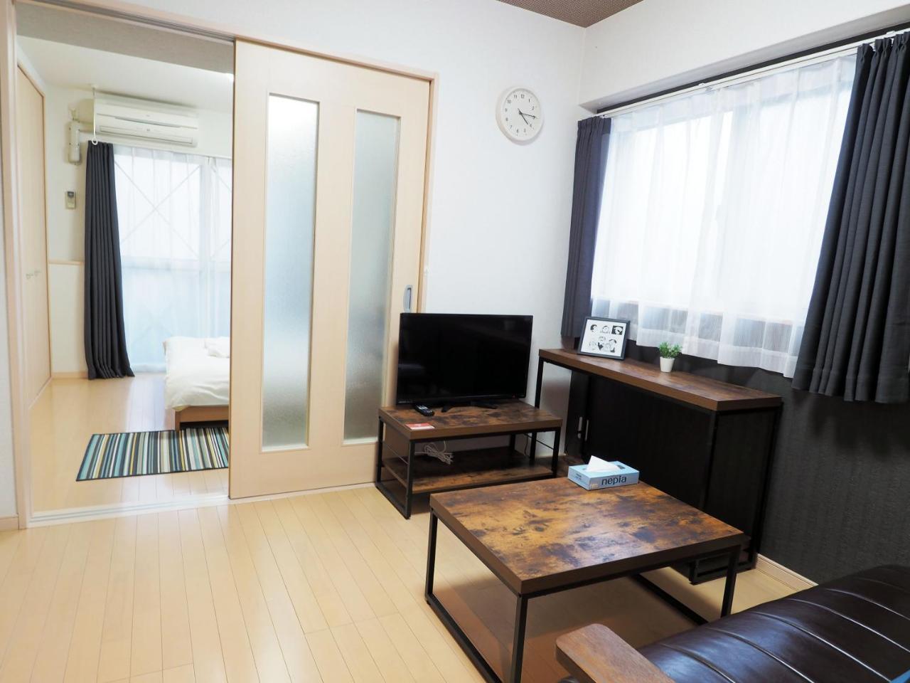 Yeah Room Zeus The Garden Osaka Luaran gambar